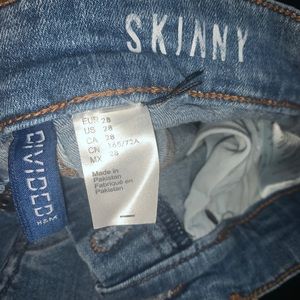 Skinny jeans